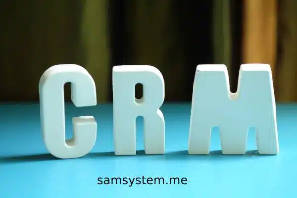 بهبود روابط و ارتباطات تجاری با CRM